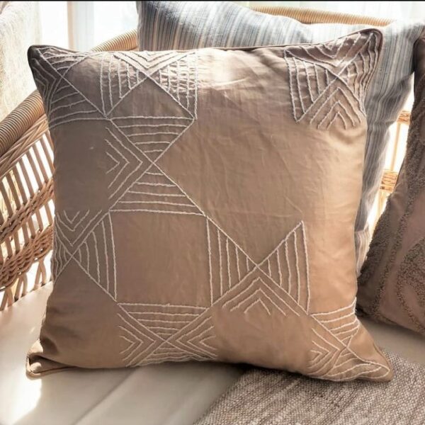 Saveria Cushion